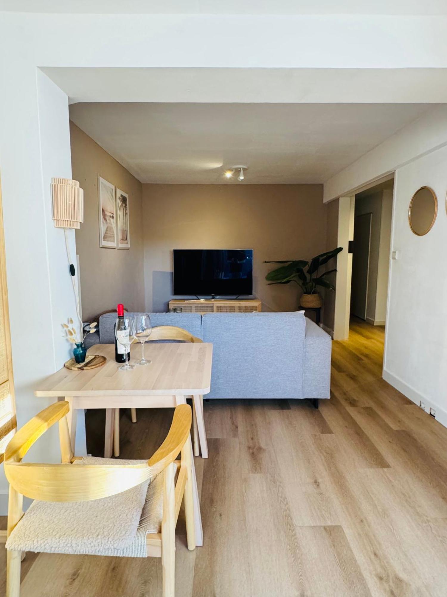Hello Noordwijk - Souterrain Hoogwakersbosstraat 6 Apartment Ngoại thất bức ảnh